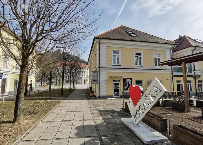 Center Rogaska - Pubyland